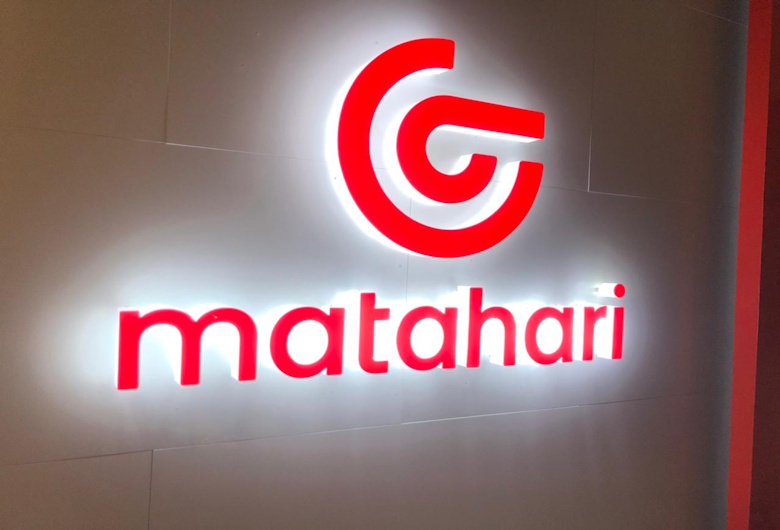 Jasa Pembuatan dan Pemasangan Neon Box yang Tepat dan Berkualitas